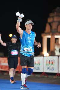 BIB: 41961
                            <button type="button" onclick="openModal(19778323)" class="btn btn-primary btn-sm float-right btn-popup" data-toggle="modal" data-target=".modal-high-quality">
                        <i class="fas fa-shopping-cart"></i> Add to Cart
                    </button>
                                            <button type="button" onclick="isThisMe(19778323, true)" class="btn btn-success btn-sm float-right btn-popup btn-isme hidden" data-toggle="tooltip" data-placement="bottom" title="นี่คือรูปของคุณใช่ไหม คลิกที่นี่เพื่อเอาเข้าอัลบั้ม">
                        <i class="fas fa-plus"></i> Add to album
                    </button>
                    <button type="button" onclick="isThisMe(19778323, false)" class="btn btn-warning btn-sm float-right btn-popup btn-isnotme hidden">
                        <i class="fas fa-ban"></i> Remove from album
                    </button>